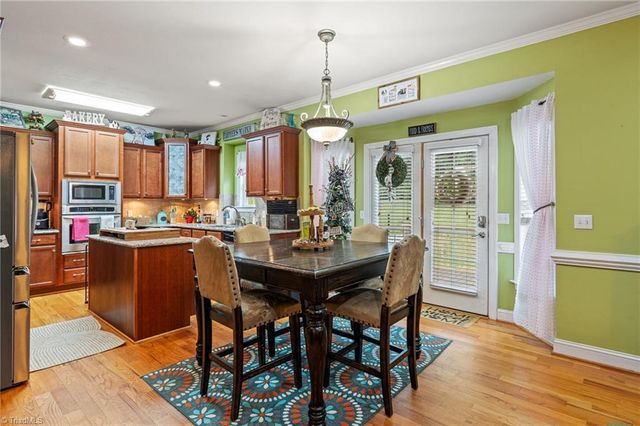 1812 Cadle Ford Road, Mount Airy, NC 27030
