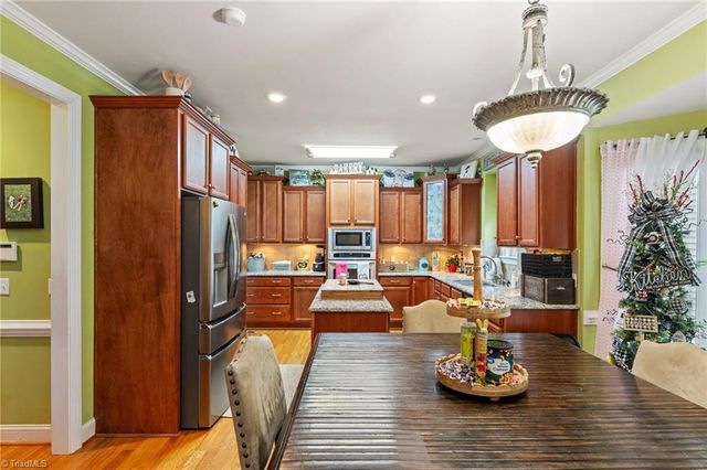 1812 Cadle Ford Road, Mount Airy, NC 27030