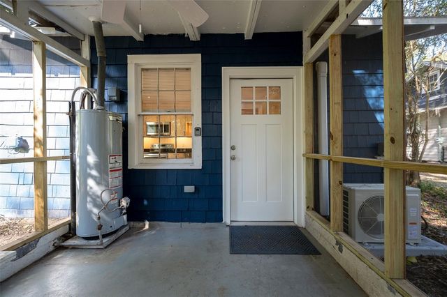 318 NW 24TH STREET A, Gainesville, FL 32607