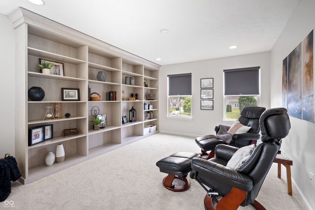 7727 Tanager Court, Zionsville, IN 46077