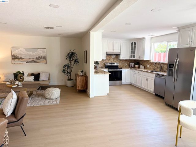 4311 Fellows St, Union City, CA 94587