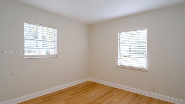 2634 Thomas St, Hollywood, FL 33020