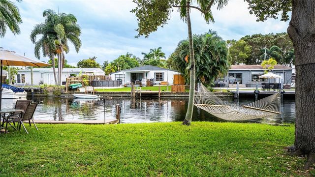 2634 Thomas St, Hollywood, FL 33020