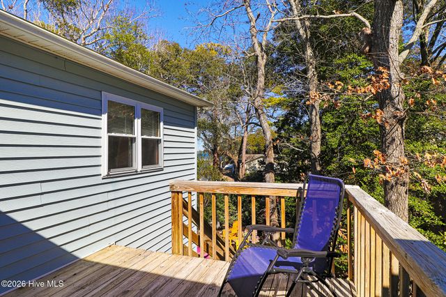 104 Elm Court, Pine Knoll Shores, NC 28512