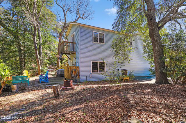 104 Elm Court, Pine Knoll Shores, NC 28512