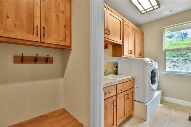 1111 Scott Rd, Coloma, CA 95613