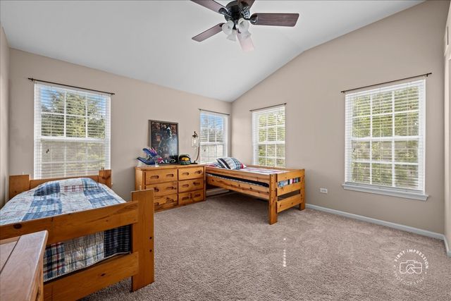 2582 Lorraine Circle 2582, Geneva, IL 60134
