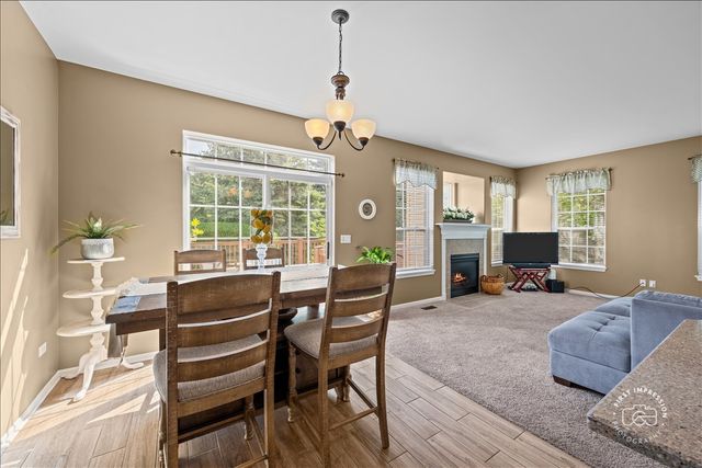 2582 Lorraine Circle 2582, Geneva, IL 60134