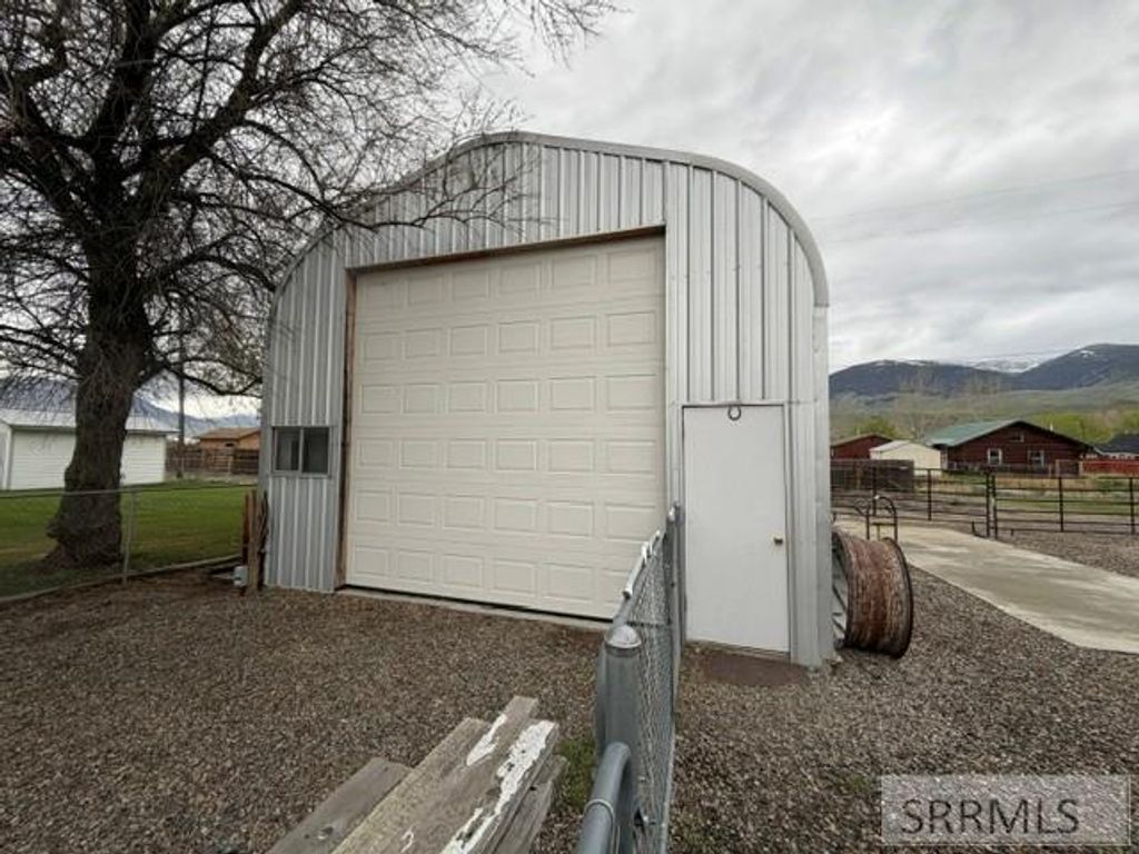 Image 26 of property listing at 805 E Lemhi Avenue, Salmon, ID 83467