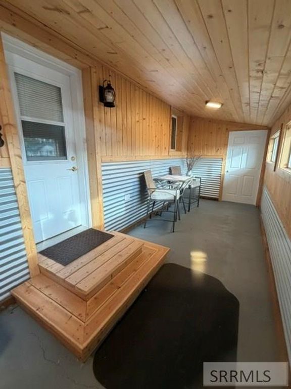 Image 4 of property listing at 805 E Lemhi Avenue, Salmon, ID 83467