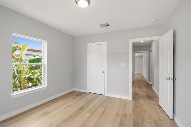 10430 Wiggins Street, Houston, TX 77029