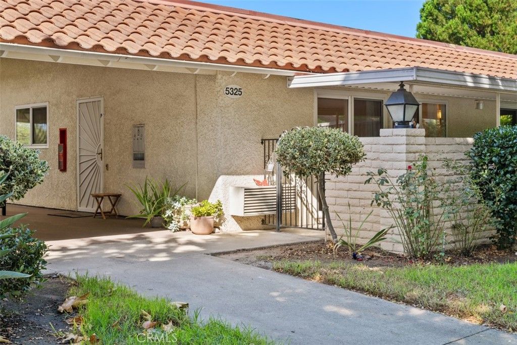 5325 Bahia Blanca W #P W, Laguna Woods, CA 92637 — photo 2