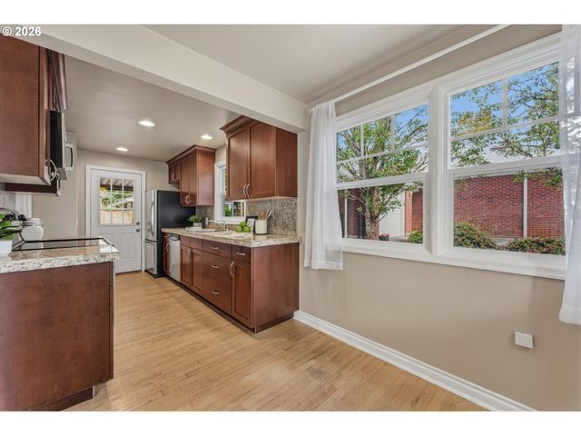 1104 Z St, Vancouver, WA 98661