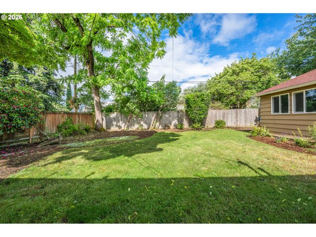 1104 Z St, Vancouver, WA 98661