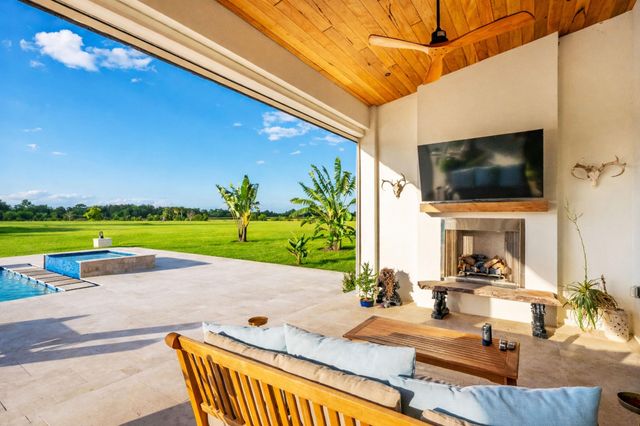 26209 SW Jockeys Run Run, Okeechobee, FL 34974