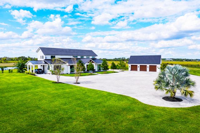 26209 SW Jockeys Run Run, Okeechobee, FL 34974