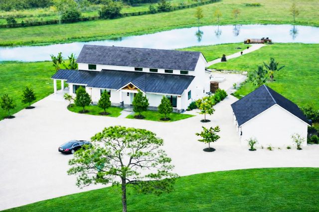 26209 SW Jockeys Run Run, Okeechobee, FL 34974