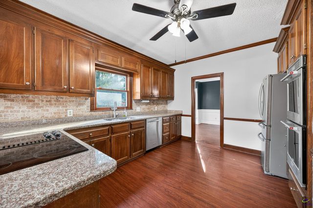 114 Nassau Ct, Macon, GA 31211