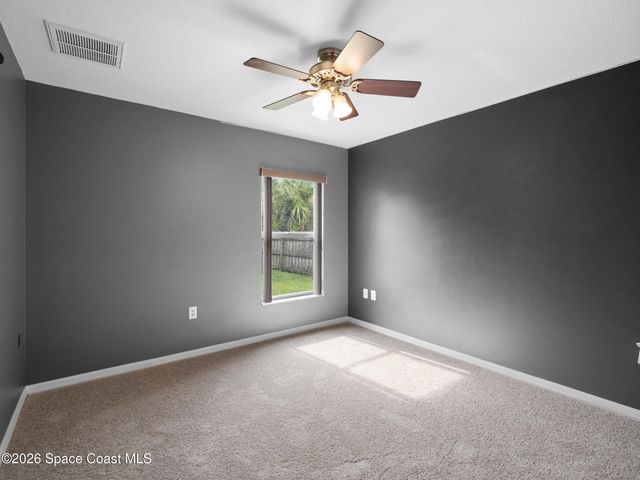 567 Consolata Avenue NW, Palm Bay, FL 32907