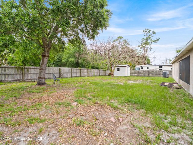 567 Consolata Avenue NW, Palm Bay, FL 32907