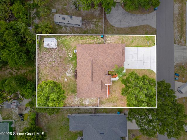 567 Consolata Avenue NW, Palm Bay, FL 32907