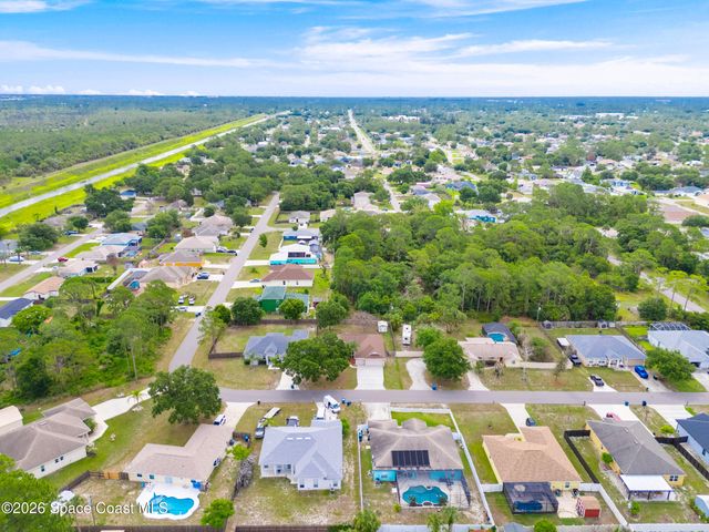 567 Consolata Avenue NW, Palm Bay, FL 32907