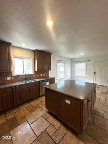 436 S Seaward Avenue, Ventura, CA 93003
