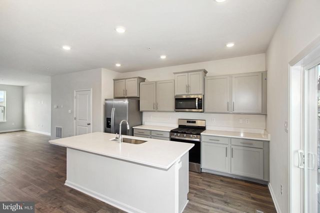 406 CARROLL WALK AVE, Frederick, MD 21701