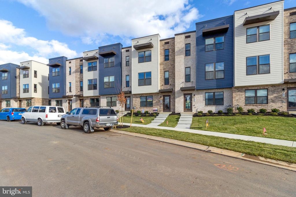 406 CARROLL WALK AVE, Frederick, MD 21701