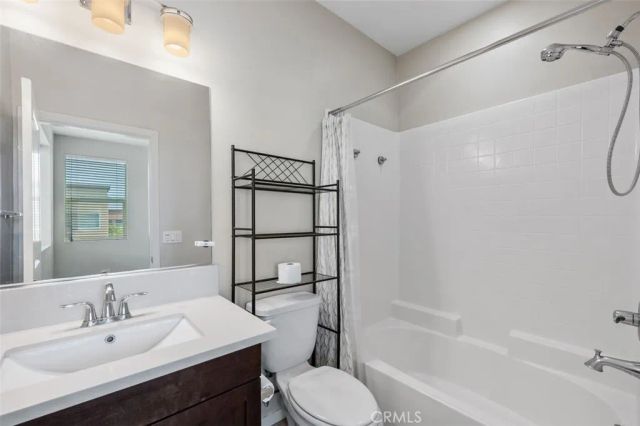 1608 W Artesia Square, Gardena, CA 90248