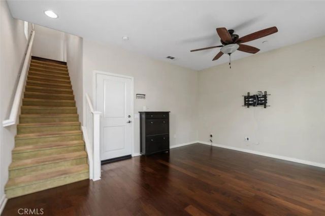 1608 W Artesia Square, Gardena, CA 90248