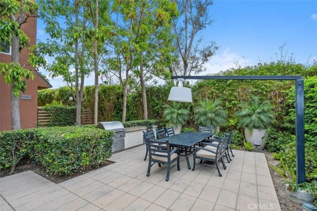 1608 W Artesia Square, Gardena, CA 90248