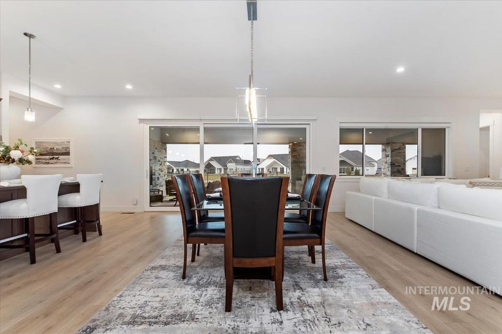 207 S Eagles Roost Way, Eagle, ID 83616 photo 10
