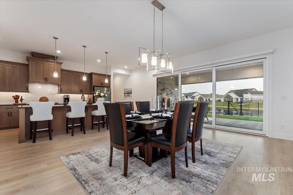 207 S Eagles Roost Way, Eagle, ID 83616 photo 11