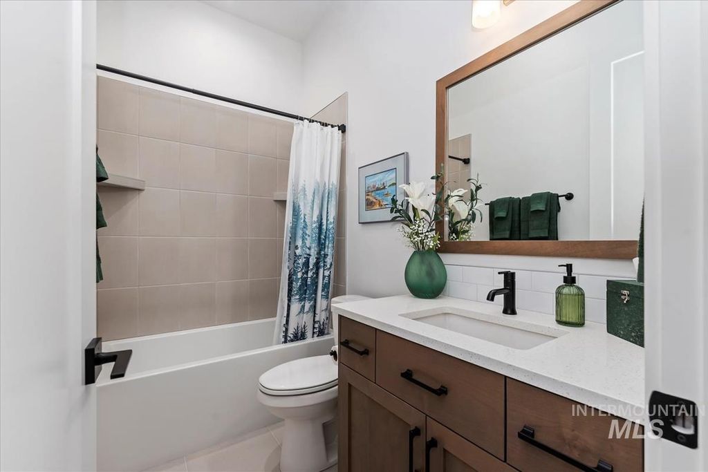 207 S Eagles Roost Way, Eagle, ID 83616 photo 38