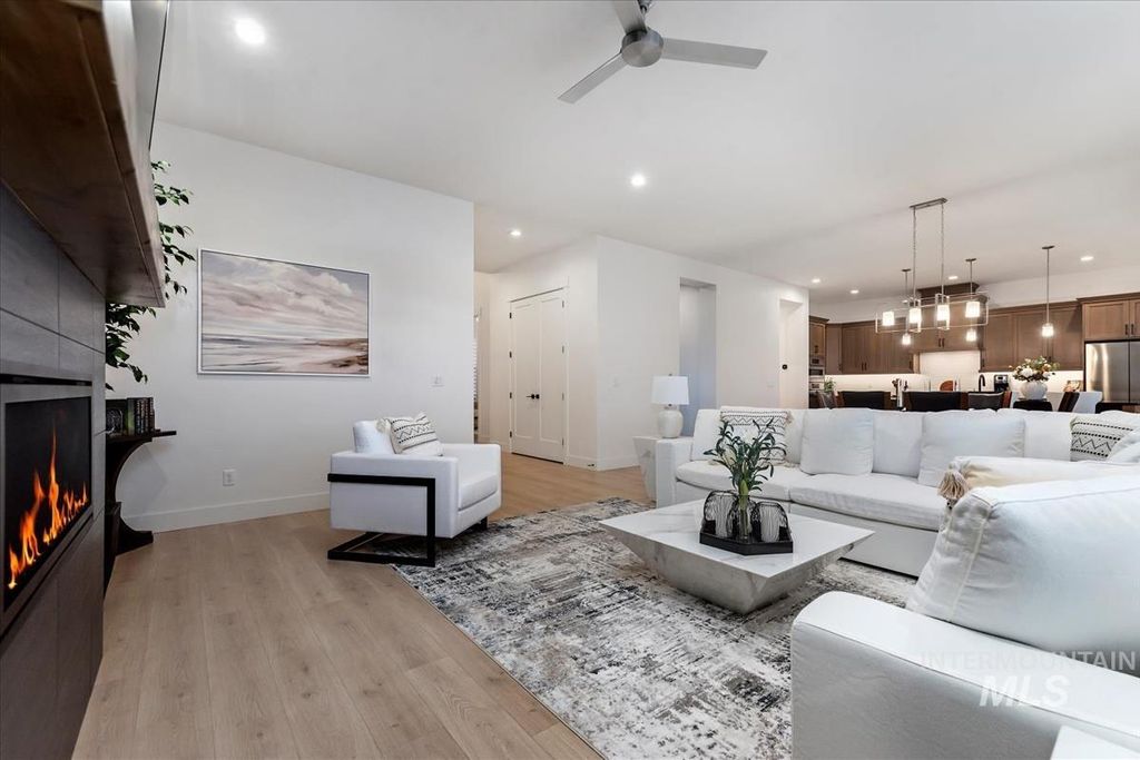 207 S Eagles Roost Way, Eagle, ID 83616 photo 9