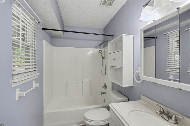 302 Allers Dr, White House, TN 37188