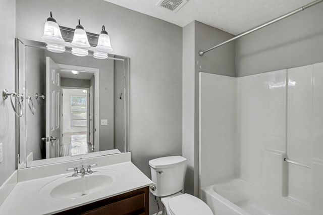 302 Allers Dr, White House, TN 37188