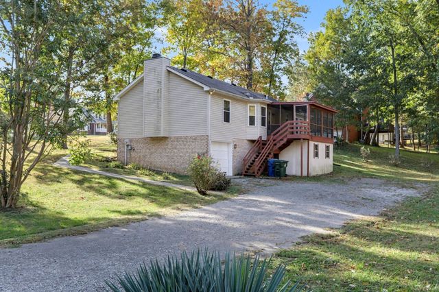 302 Allers Dr, White House, TN 37188