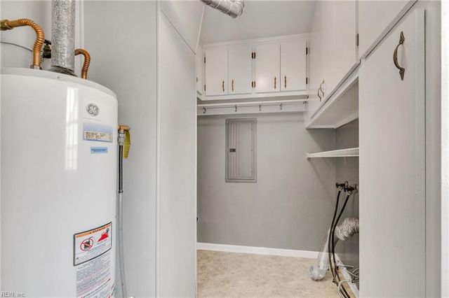 59 Buffalo DR, Hampton, VA 23664