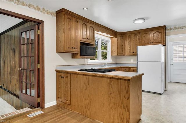 59 Buffalo DR, Hampton, VA 23664