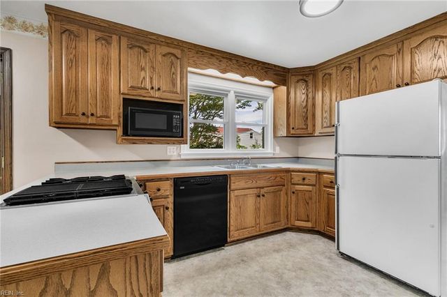 59 Buffalo DR, Hampton, VA 23664