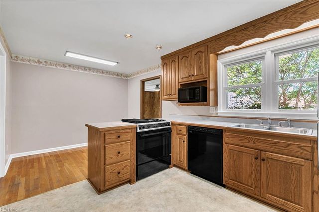 59 Buffalo DR, Hampton, VA 23664