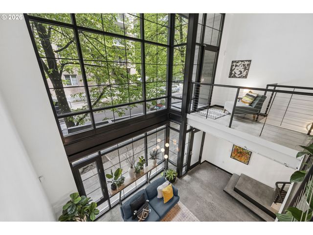 1030 Nw 12TH Ave TH2, Portland, OR 97209