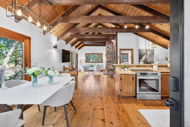 90 Blue Heron Road, Wellfleet, MA 02667