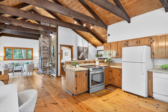 90 Blue Heron Road, Wellfleet, MA 02667