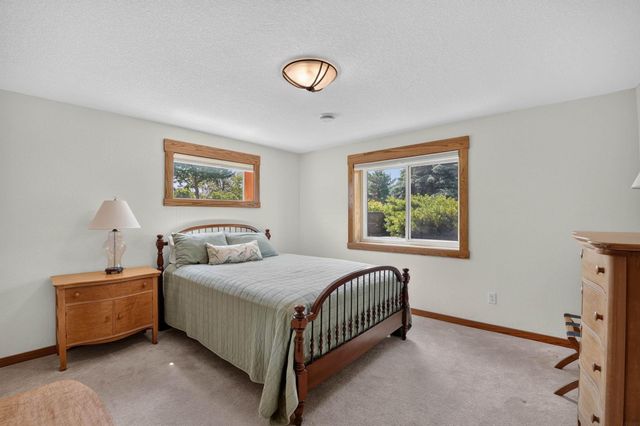 4208 Harvest Lane, Cedar Falls, IA 50613