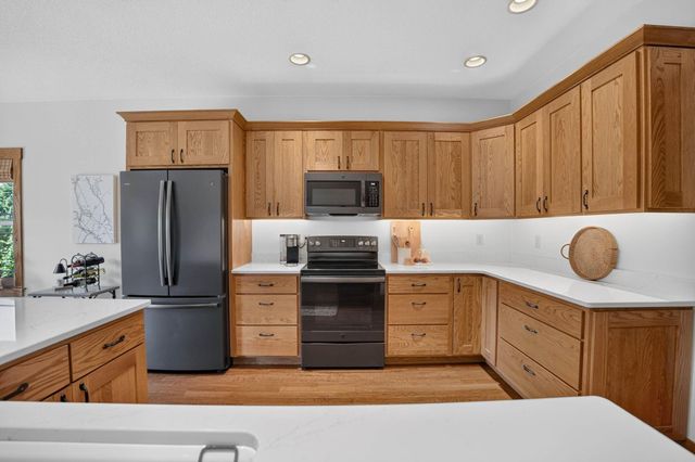 4208 Harvest Lane, Cedar Falls, IA 50613