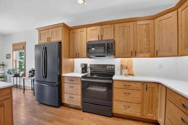 4208 Harvest Lane, Cedar Falls, IA 50613