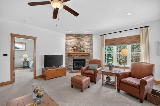 4208 Harvest Lane, Cedar Falls, IA 50613